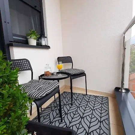 Nina Apartment *
